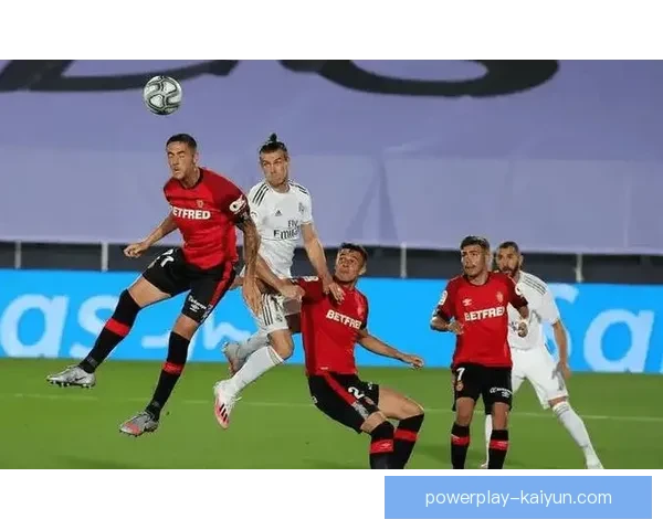 西甲展现出永不言弃精神，球队竞争力增强值得关注